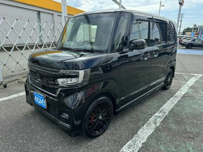 HONDA　N BOX CUSTOM