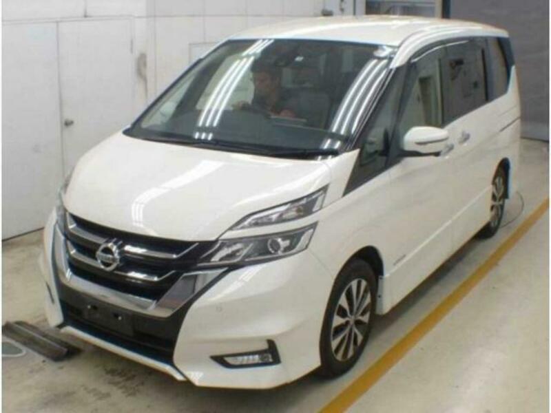 NISSAN　SERENA