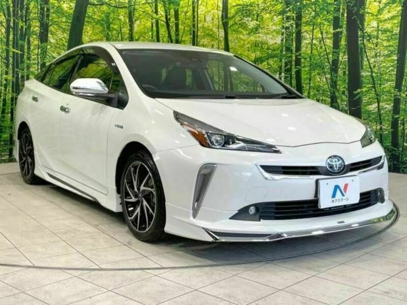 PRIUS-16