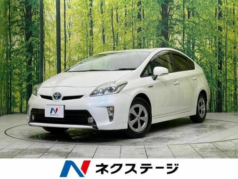 TOYOTA　PRIUS