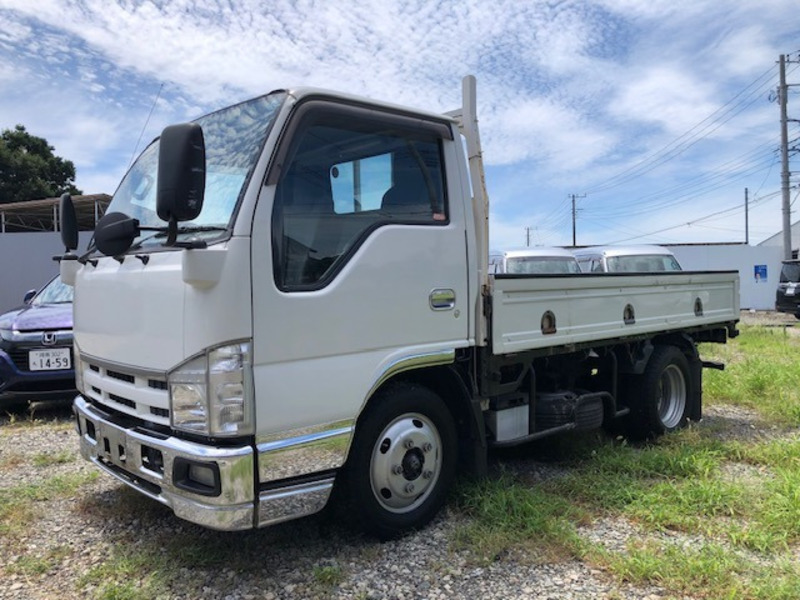 ISUZU　ELF