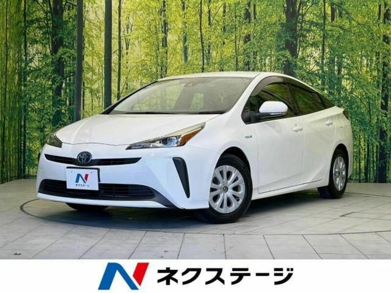 TOYOTA　PRIUS