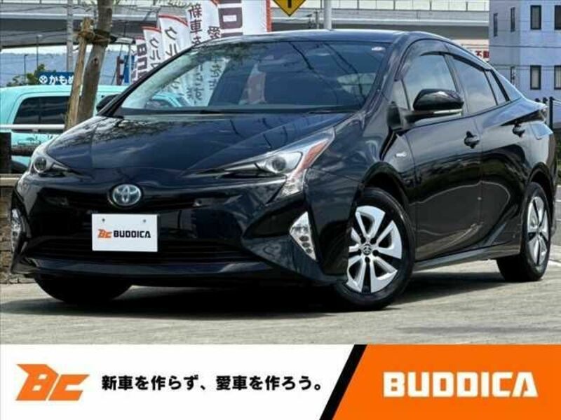 TOYOTA　PRIUS