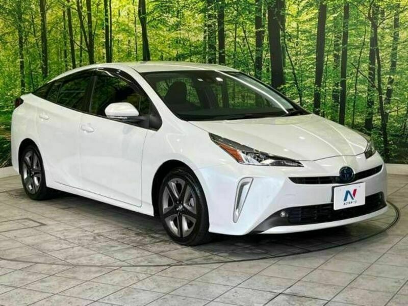 PRIUS-16