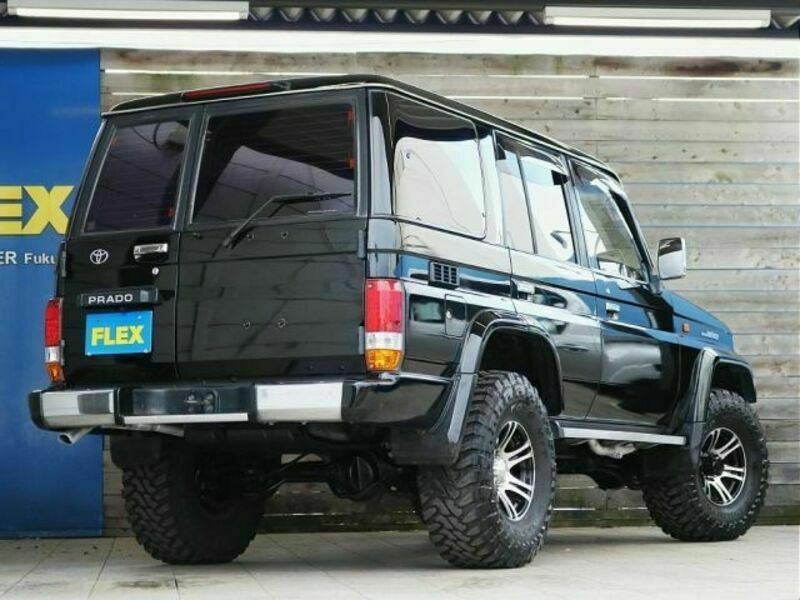 LAND CRUISER PRADO-7