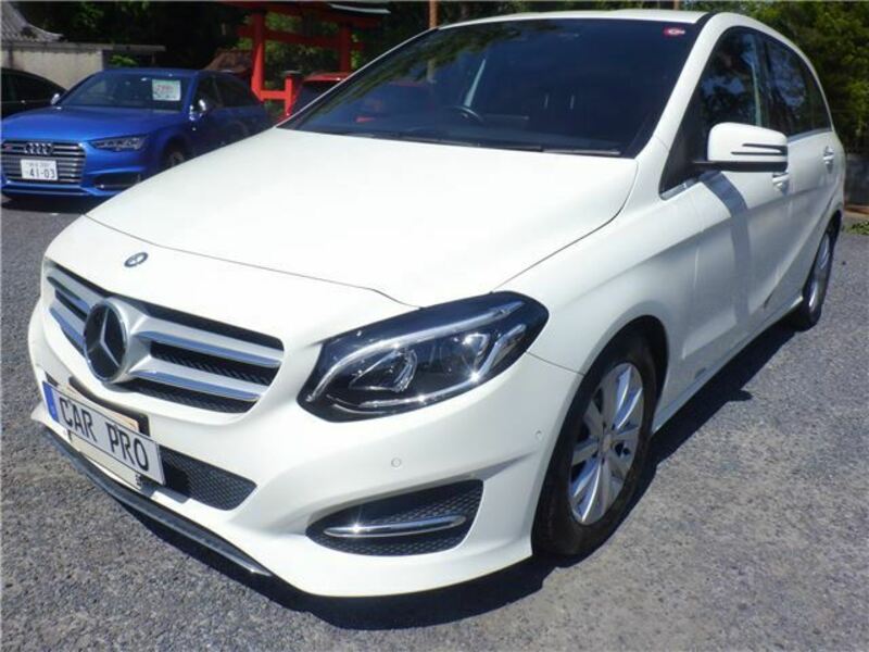 MERCEDES-BENZ　B-CLASS