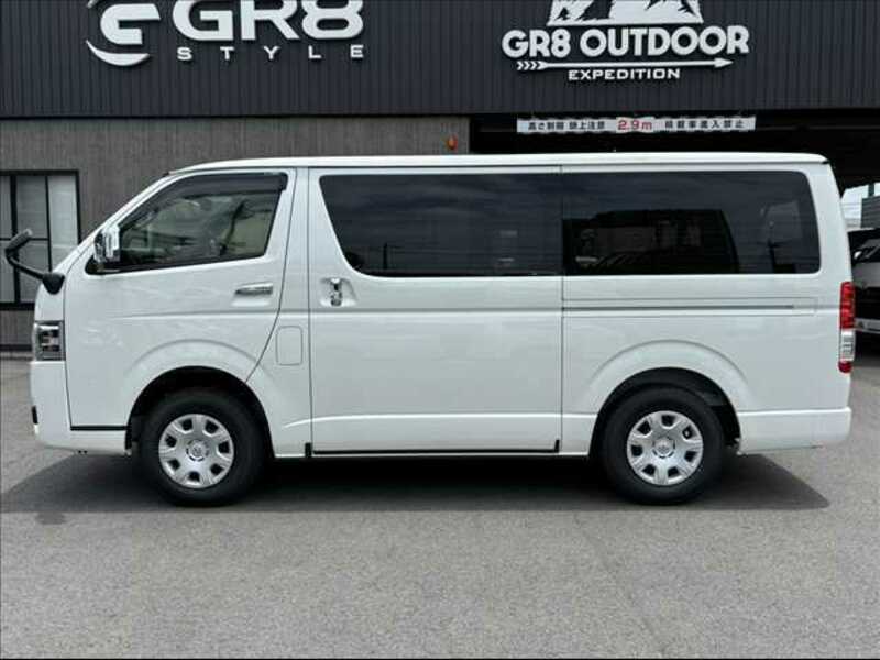 HIACE VAN-13