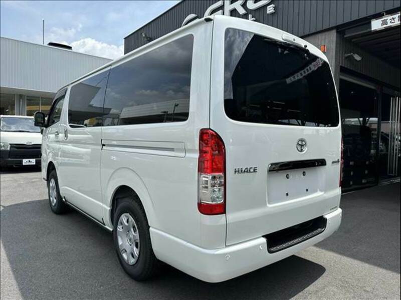 HIACE VAN-15