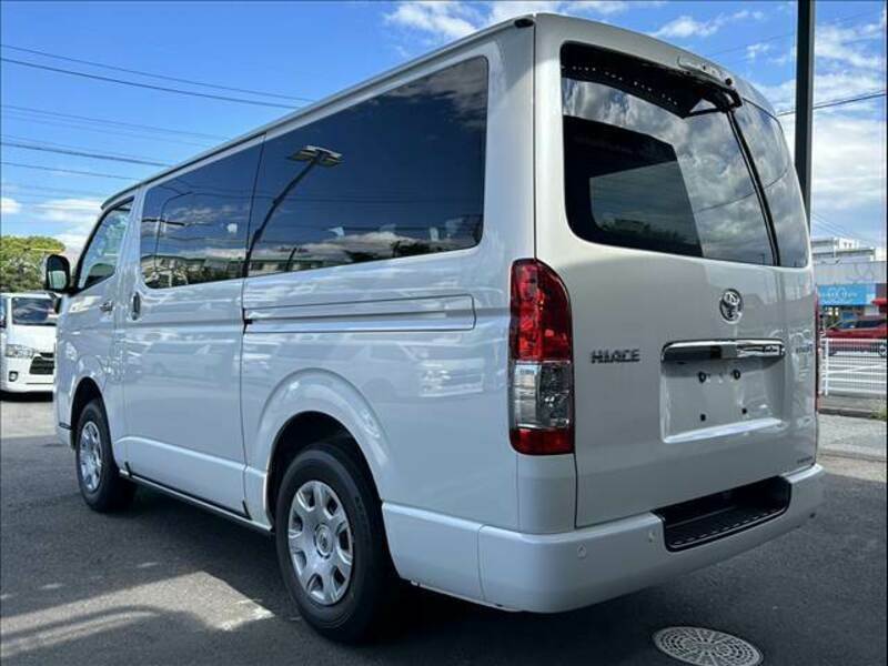 HIACE VAN-15