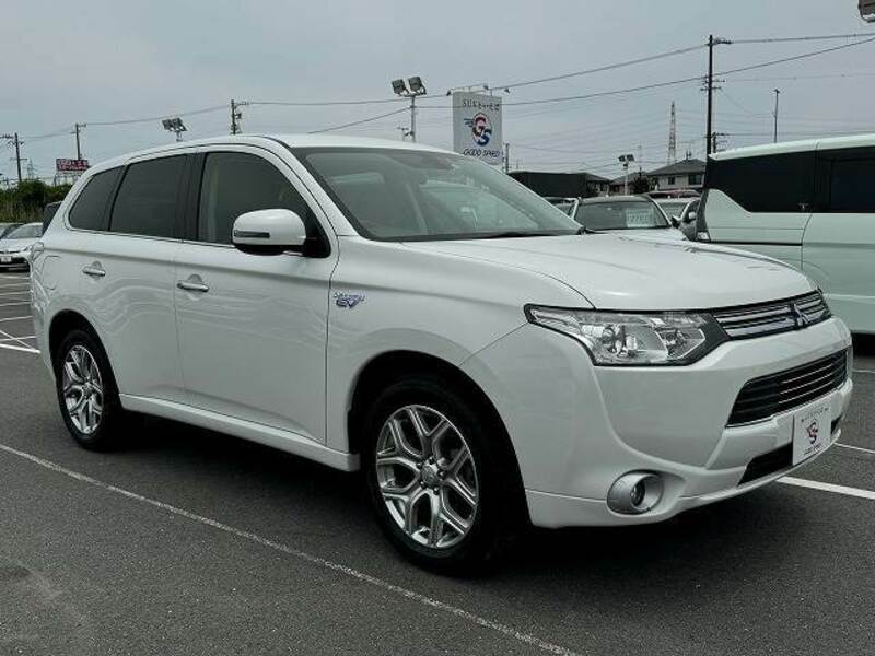 OUTLANDER PHEV-15