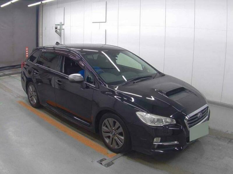 SUBARU　LEVORG