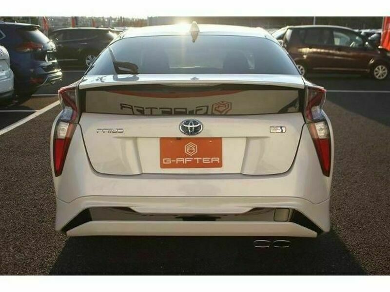 PRIUS-7