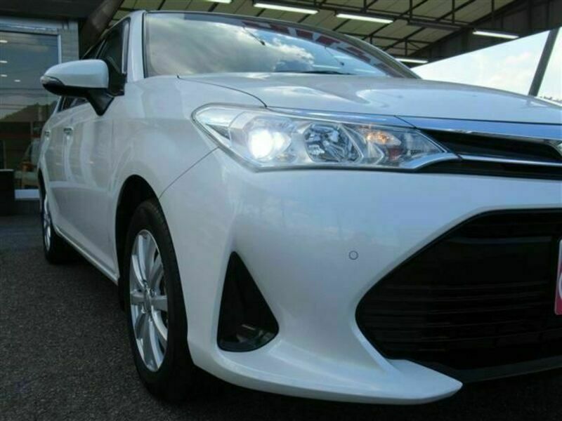 COROLLA AXIO-15