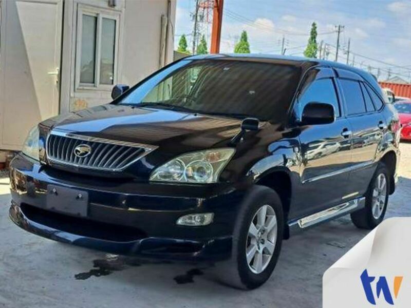 TOYOTA　HARRIER