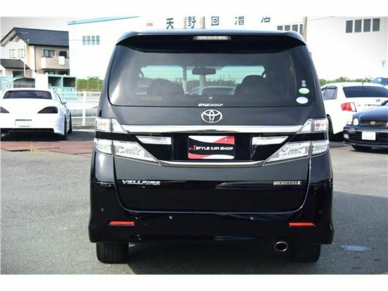 VELLFIRE-2