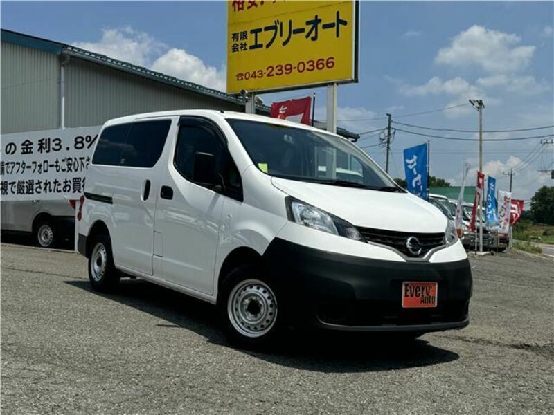 NISSAN　VANETTE VAN