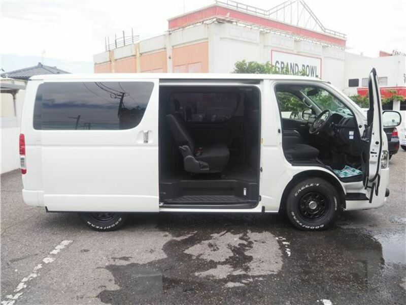 HIACE-24