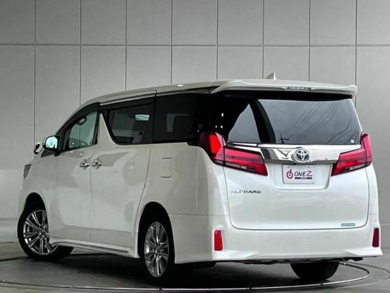 ALPHARD-24