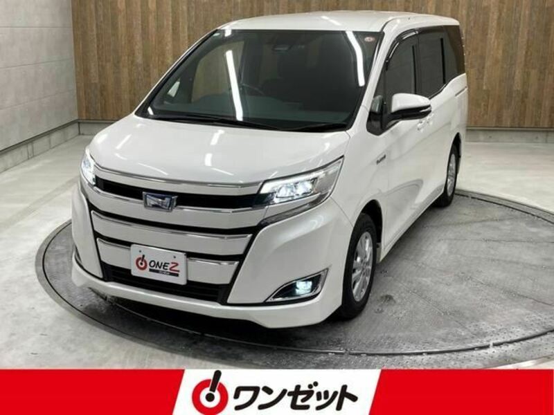 TOYOTA　NOAH