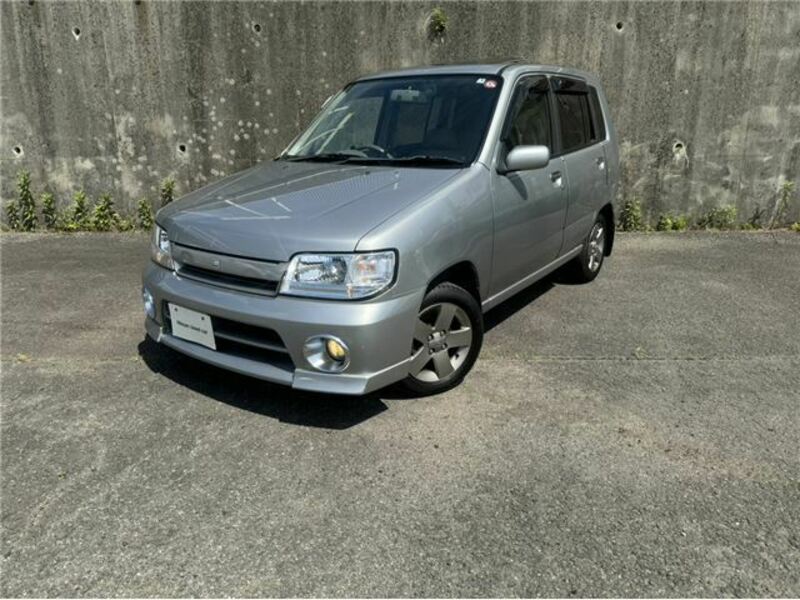 NISSAN　CUBE