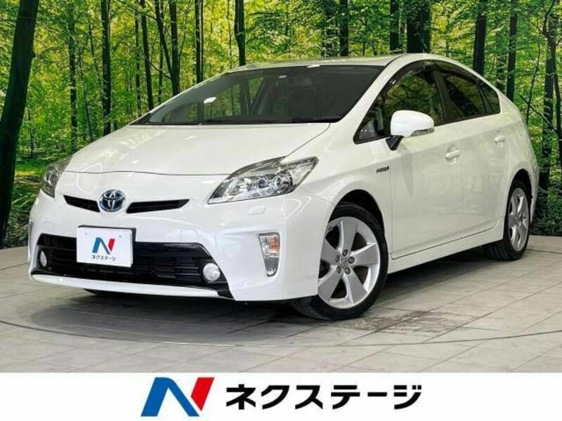 TOYOTA　PRIUS