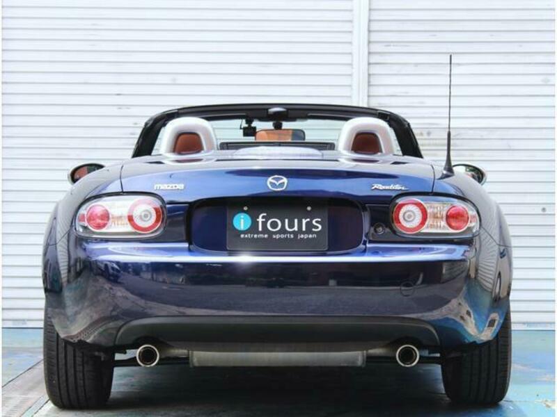 ROADSTER-3