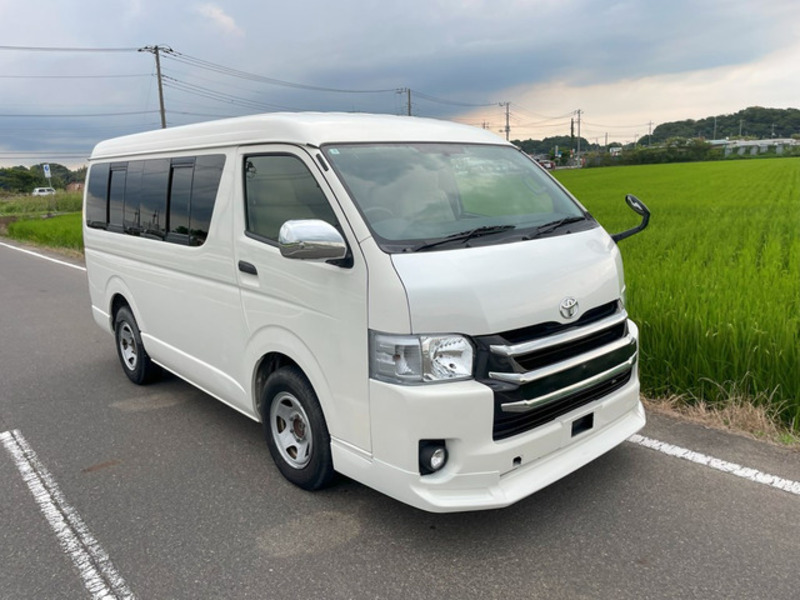 HIACE-4