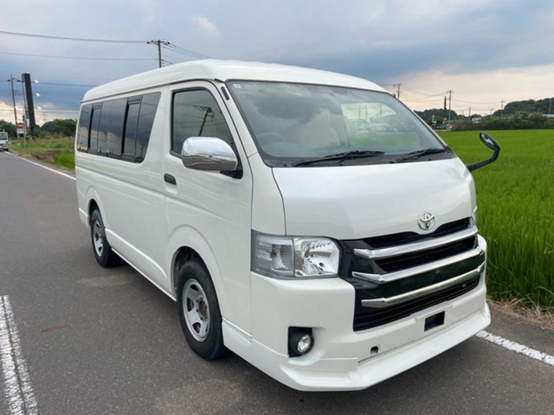 HIACE