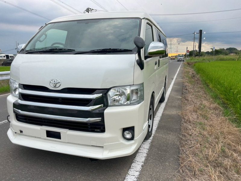 HIACE-10