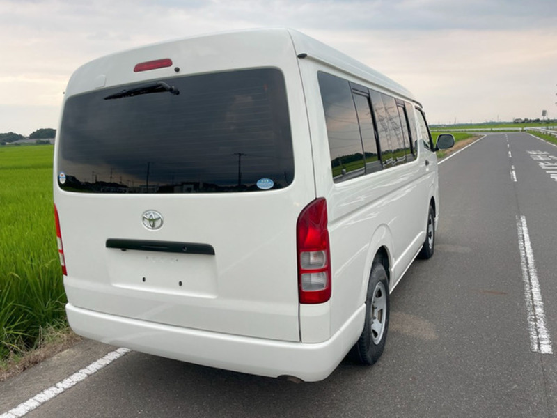 HIACE-13