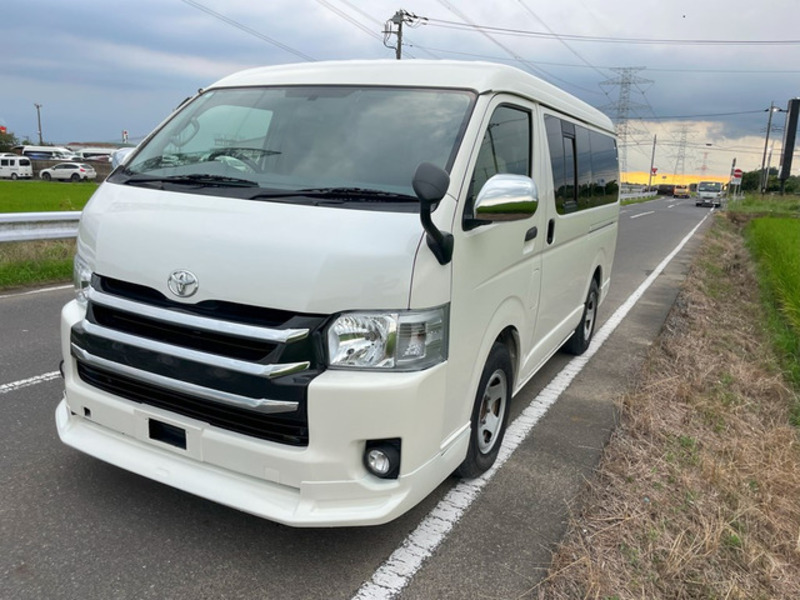 HIACE-9