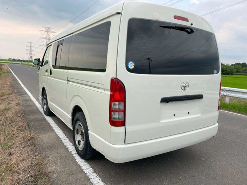 HIACE-19