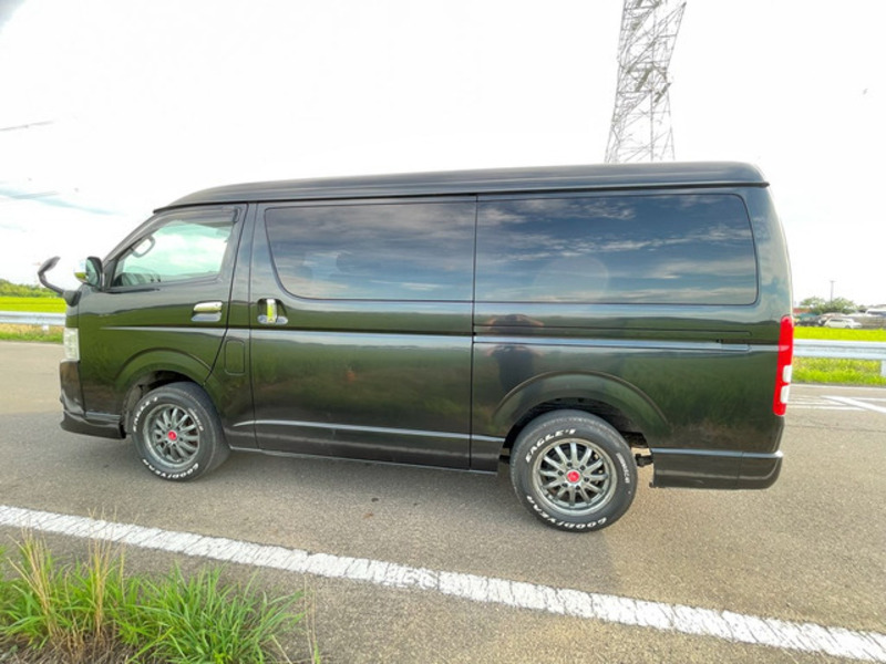 HIACE-4