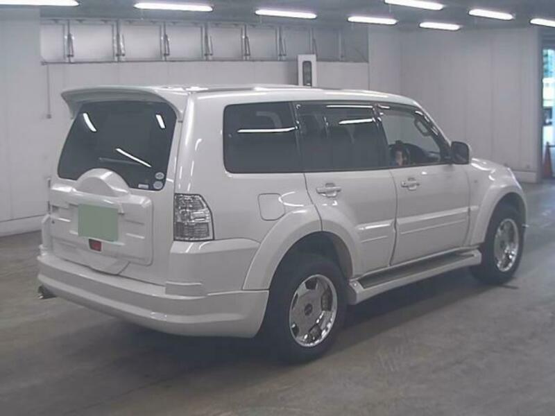 PAJERO-2