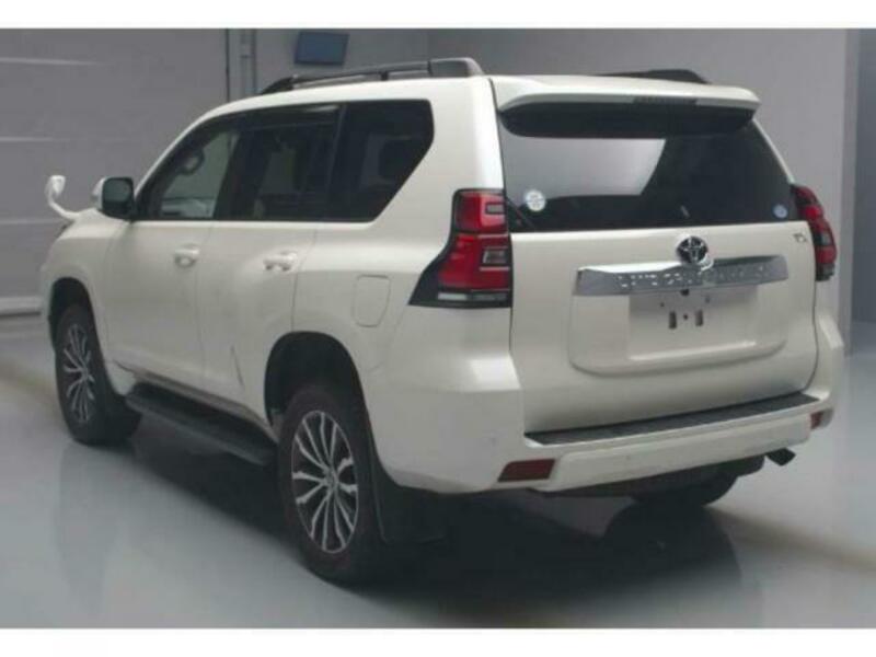 LAND CRUISER PRADO-4