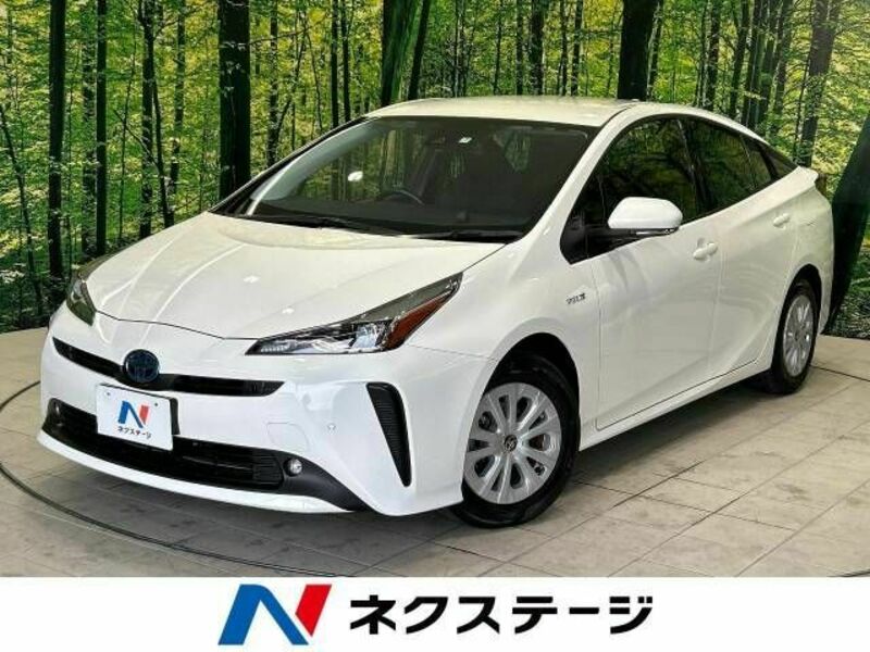 TOYOTA　PRIUS