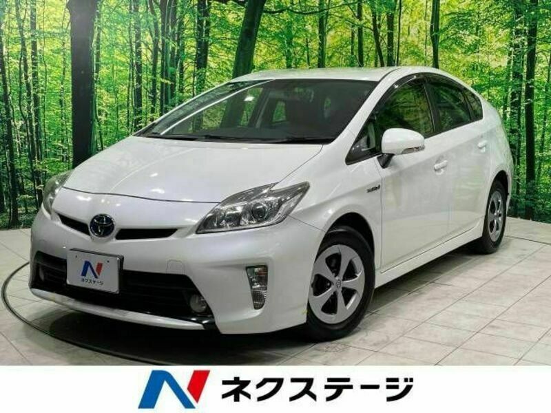 TOYOTA　PRIUS