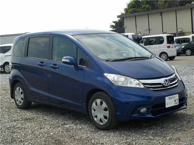 HONDA　FREED