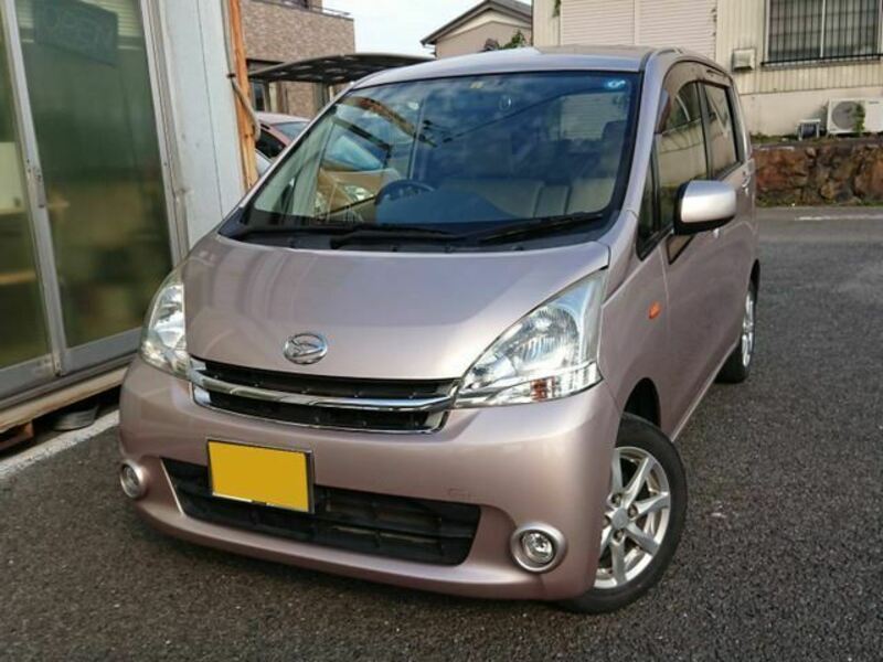 DAIHATSU　MOVE