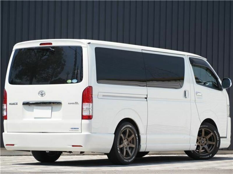 HIACE VAN-9