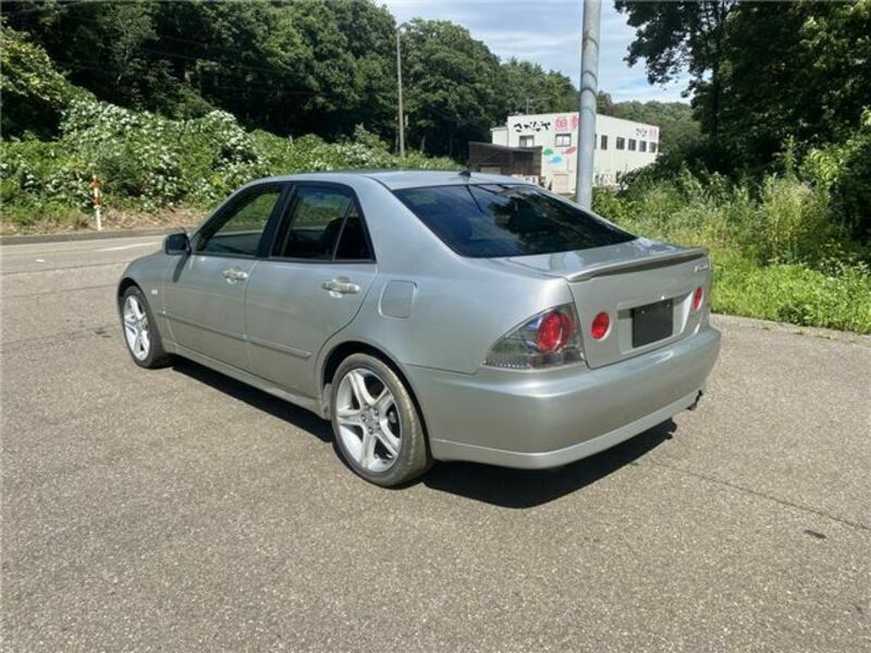 ALTEZZA-10