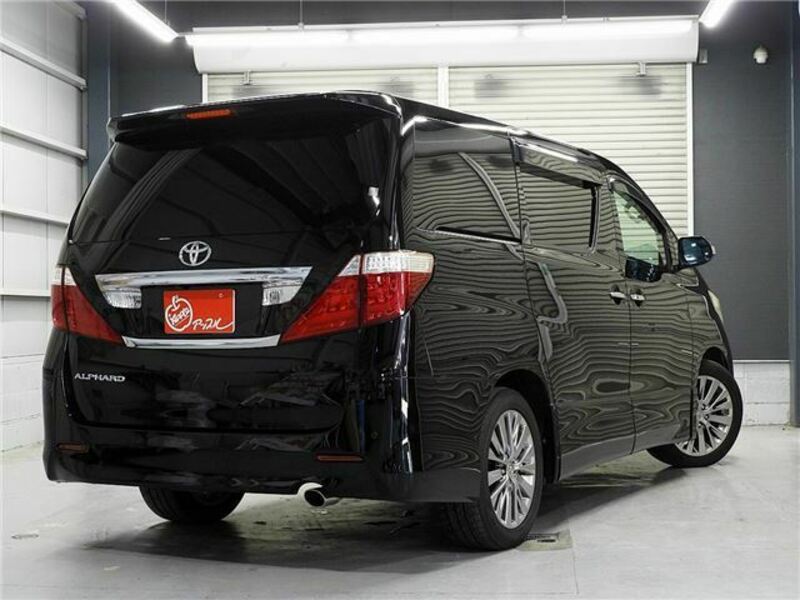 ALPHARD-1