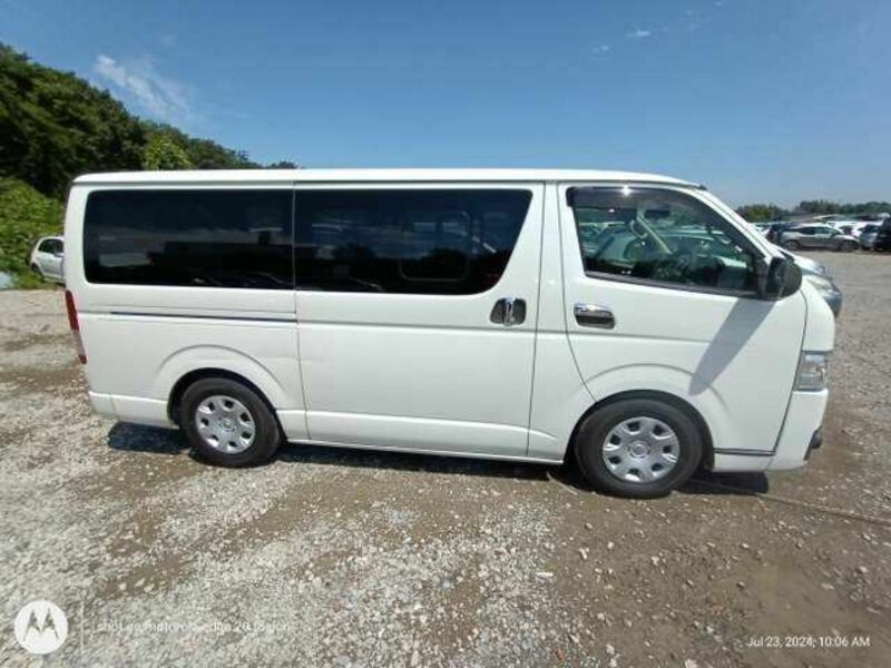 HIACE-12