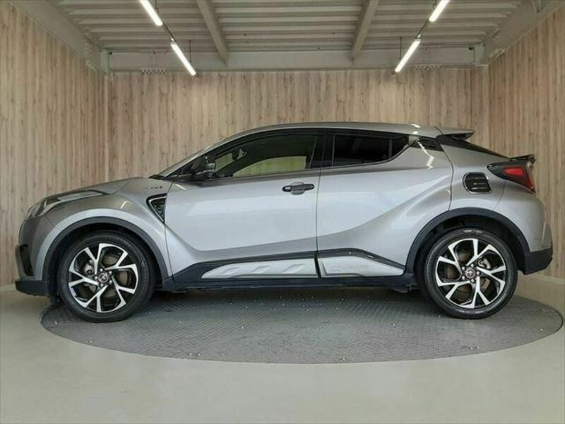 C-HR-7