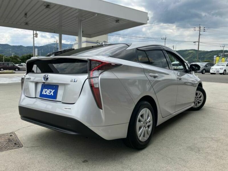 PRIUS-1