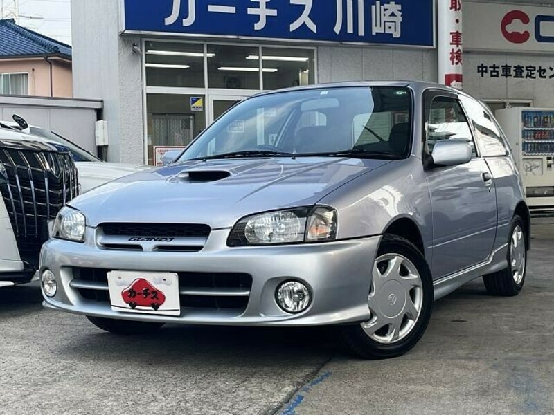 TOYOTA　STARLET