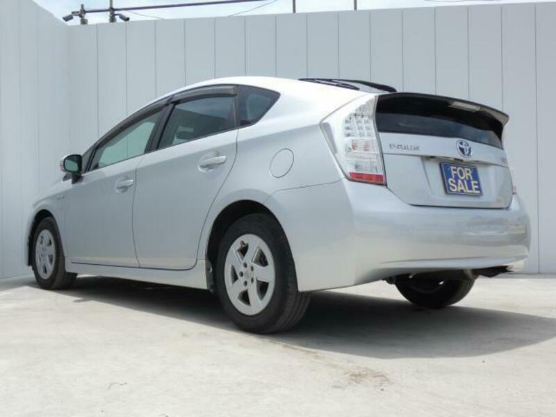 PRIUS-2