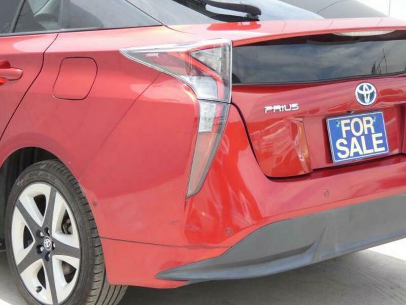 PRIUS-14