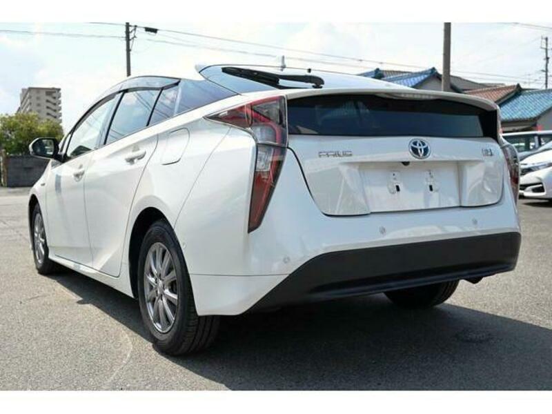 PRIUS-1