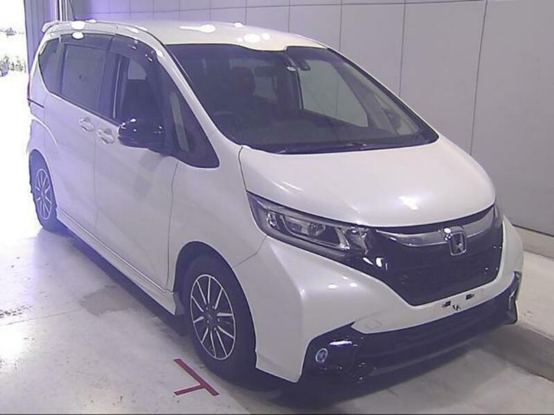 HONDA　FREED